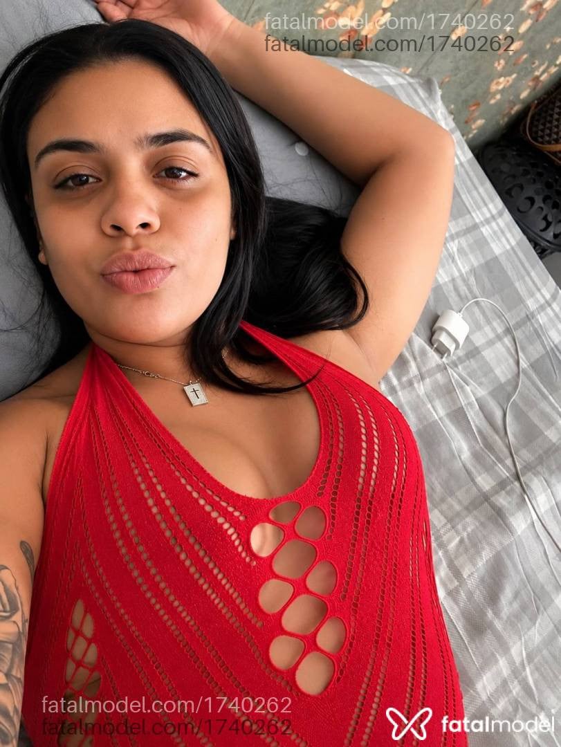 Acompanhante mulher morena (o) de olhos castanhos - Anny lopes