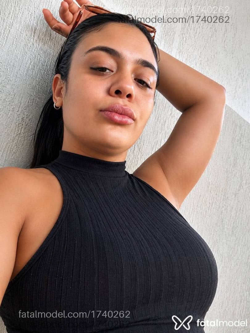 Acompanhante mulher morena (o) de olhos castanhos - Anny lopes