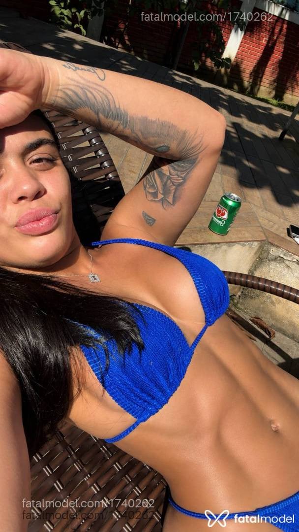 Acompanhante mulher morena (o) de olhos castanhos - Anny lopes