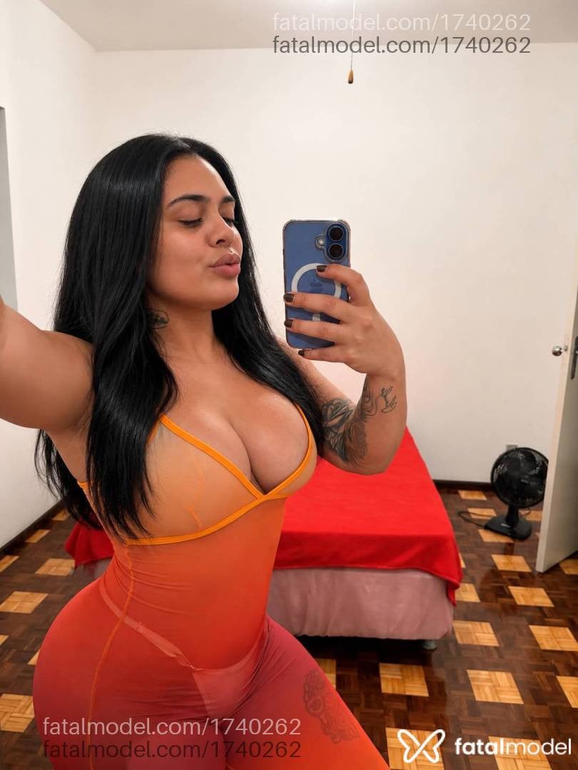 Acompanhante mulher morena (o) de olhos castanhos - Anny lopes