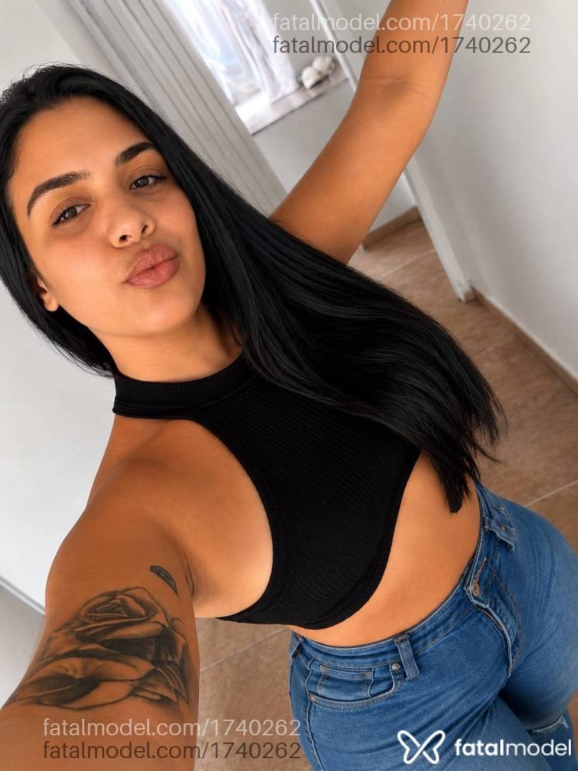 Acompanhante mulher morena (o) de olhos castanhos - Anny lopes