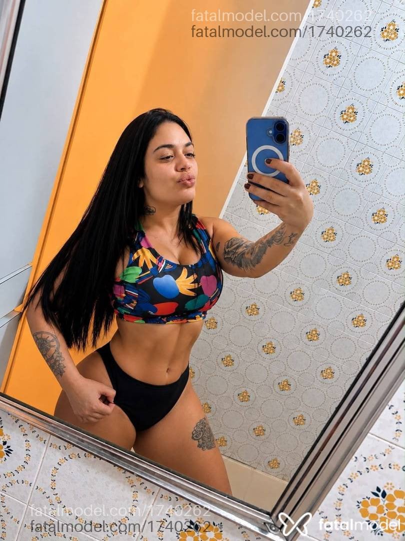 Acompanhante mulher morena (o) de olhos castanhos - Anny lopes