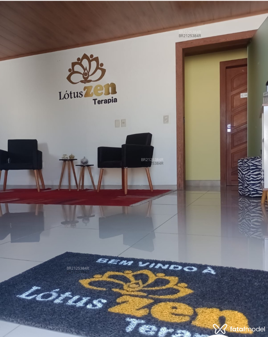 Acompanhante mulher loira (o) de olhos castanhos em Serra Acompanhante mulher loira (o) de olhos castanhos em Serra - Nathália