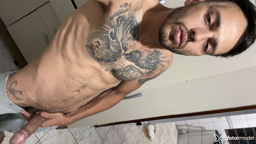 Acompanhante homem morena (o) de olhos verdes - Diogo