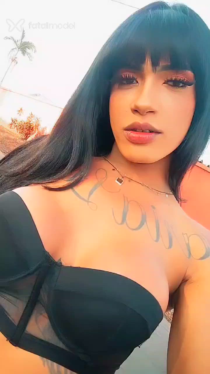 Acompanhante mulher trans morena (o) de olhos pretos - Ryhanna Lins