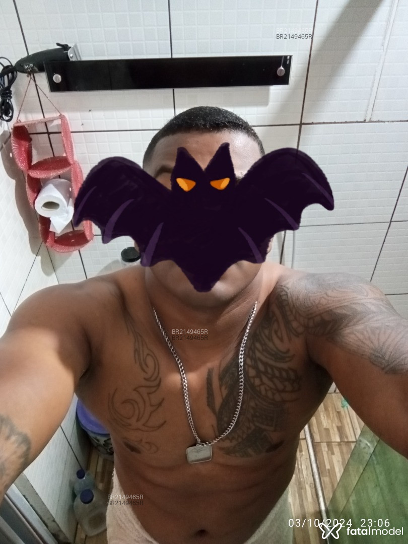 Acompanhante homem morena (o) de olhos pretos - Rhuam Acompanhante homem morena (o) de olhos pretos - Rhuam