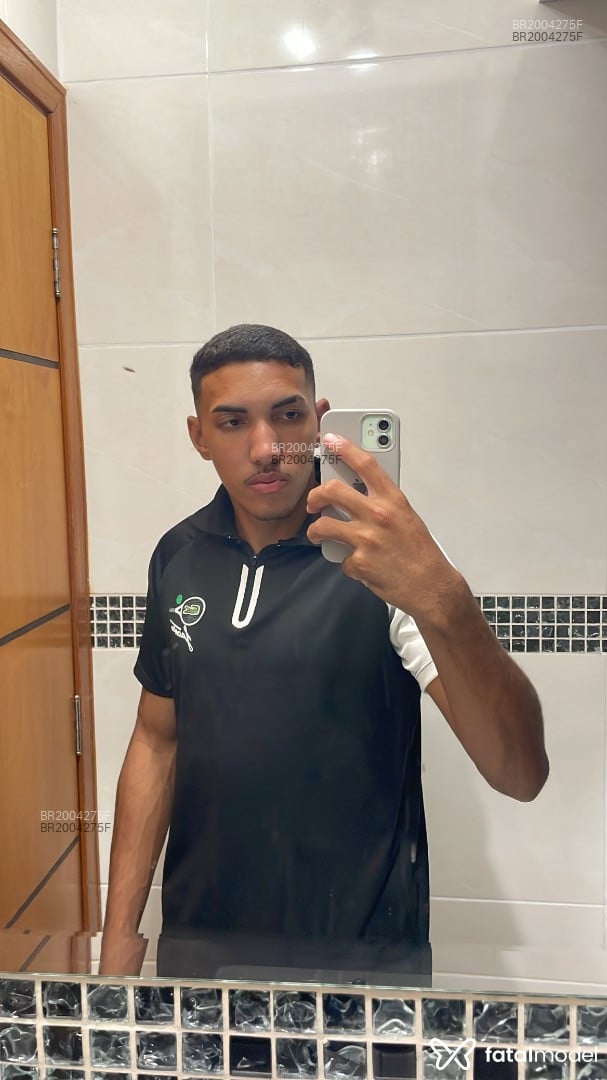 Acompanhante homem morena (o) de olhos castanhos em Sorocaba - Lucas