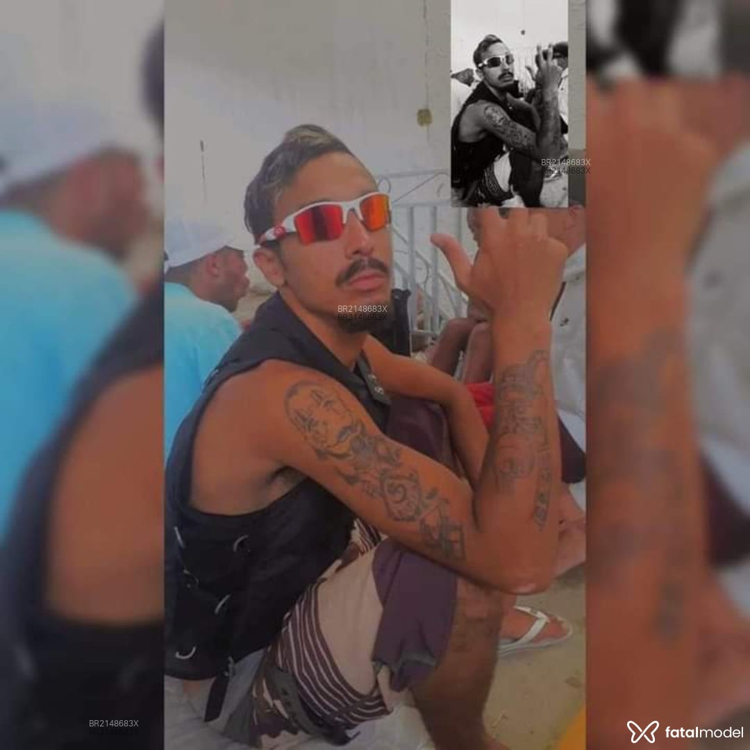 Acompanhante homem morena (o) de olhos mel em Virtual Acompanhante homem morena (o) de olhos mel em Virtual - Vlugo Lk