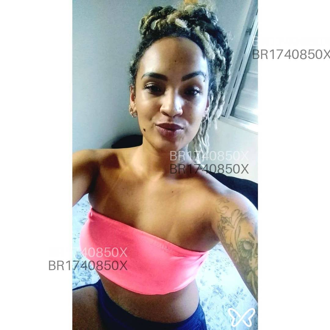 Acompanhante mulher com cabelo castanho de olhos castanhos em Uberlândia - Valentina