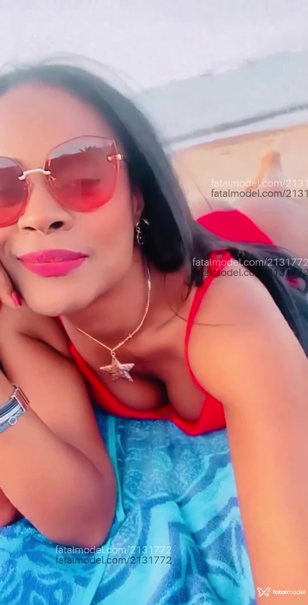 Acompanhante mulher morena (o) de olhos castanhos em Brasília Acompanhante mulher morena (o) de olhos castanhos em Brasília - Clarice
