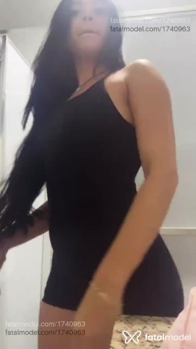 Acompanhante mulher com cabelo castanho de olhos castanhos em Baixo Guandu - Paloma