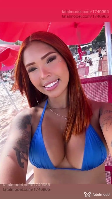 Acompanhante mulher ruiva (o) de olhos castanhos em Araxá - Lya