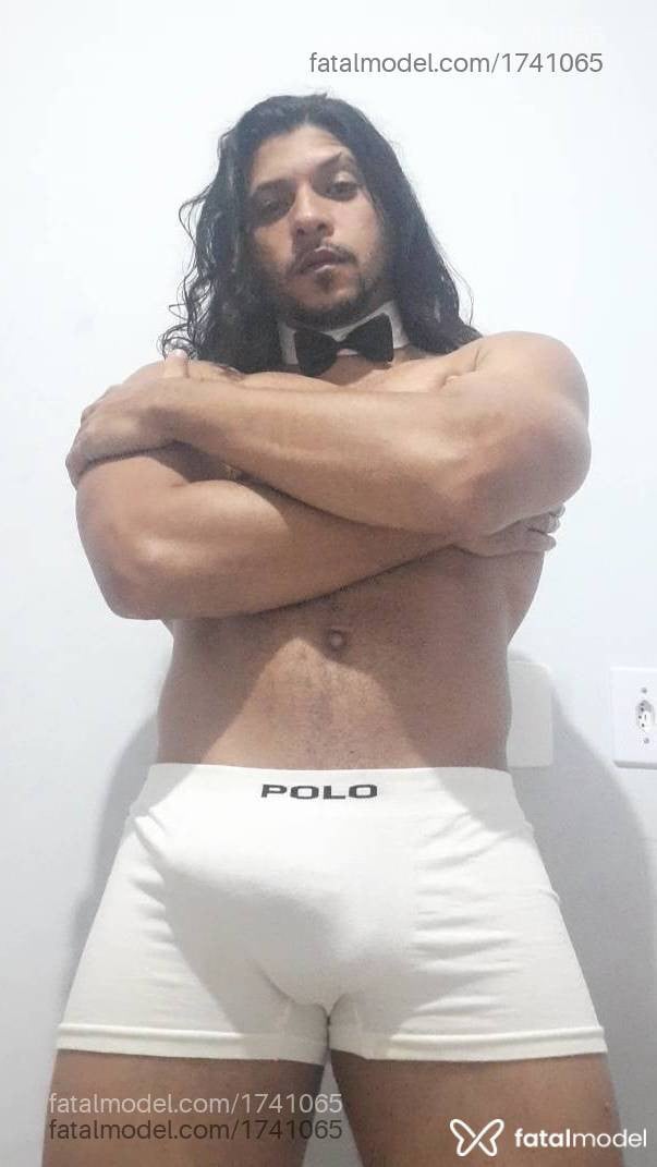 Acompanhante homem morena (o) de olhos castanhos - Kastiell