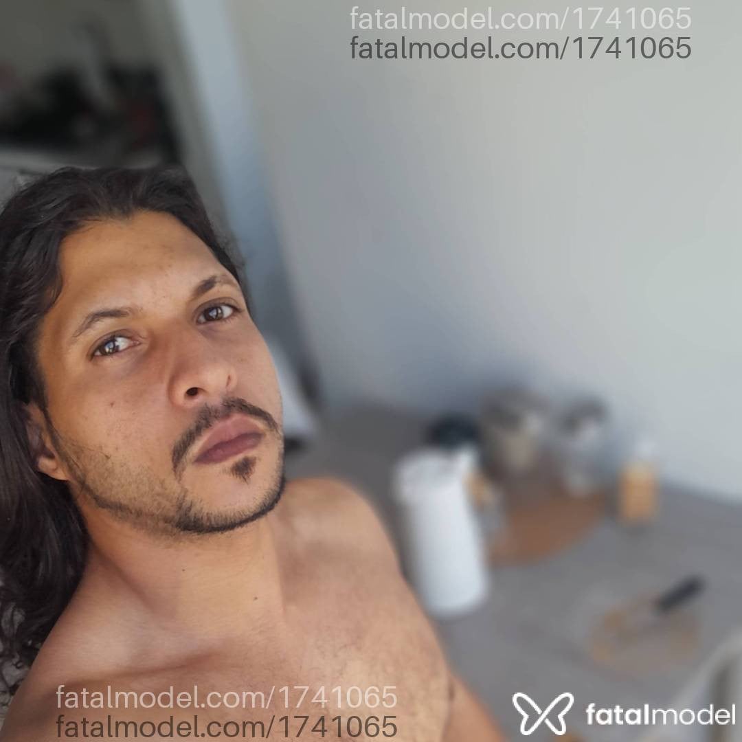 Acompanhante homem morena (o) de olhos castanhos - Kastiell