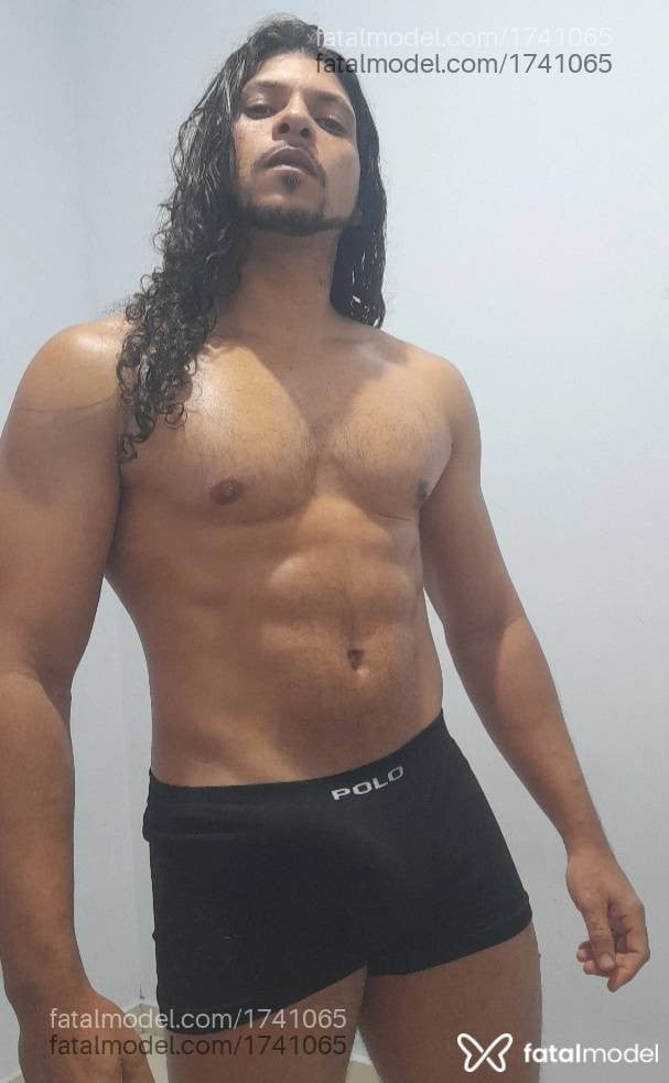 Acompanhante homem morena (o) de olhos castanhos - Kastiell