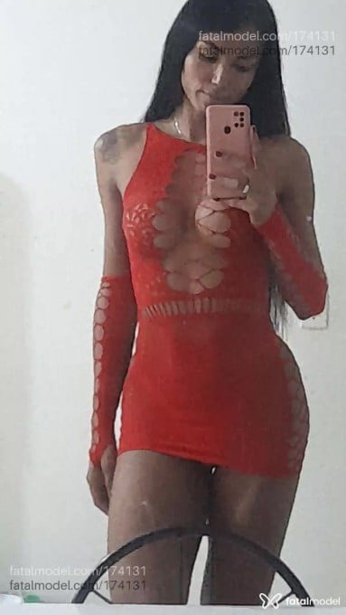 Acompanhante mulher trans com cabelo castanho de olhos pretos em Florianópolis - Ju cunhã