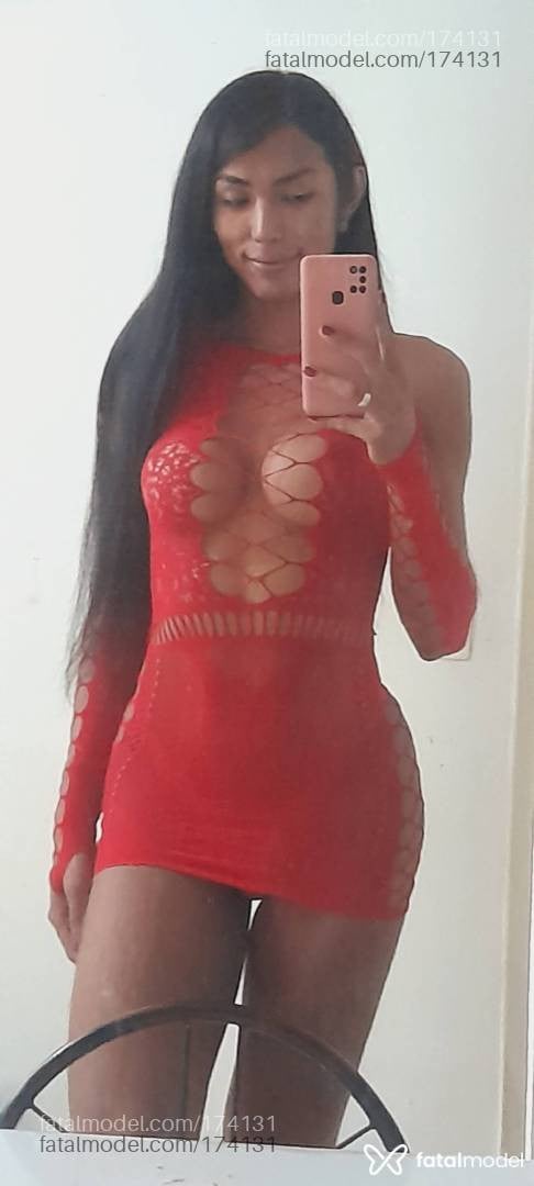 Acompanhante mulher trans com cabelo castanho de olhos pretos em Florianópolis - Ju cunhã