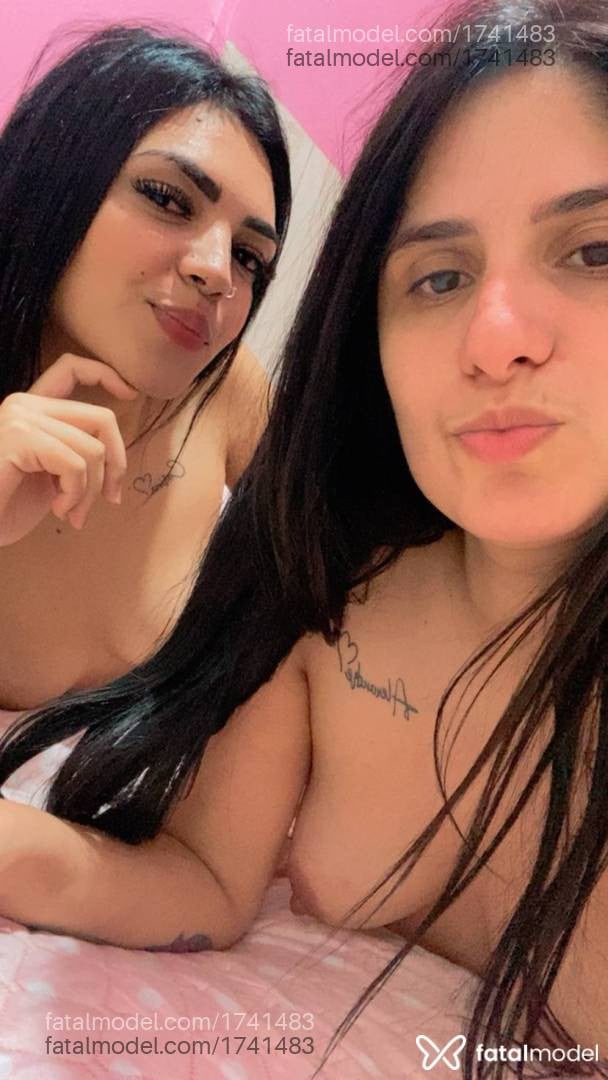Acompanhante mulher com cabelo castanho de olhos castanhos - Bruna
