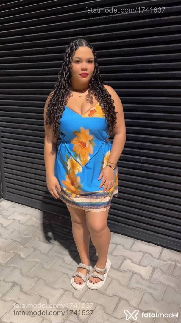 Acompanhante mulher com cabelo castanho de olhos castanhos - Bruna Gabrielle