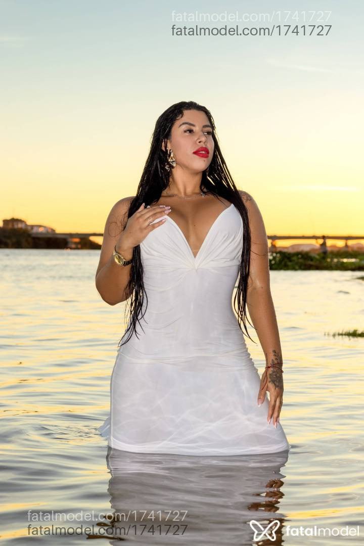 Acompanhante mulher morena (o) de olhos castanhos em Serra Talhada - Rubi Peres