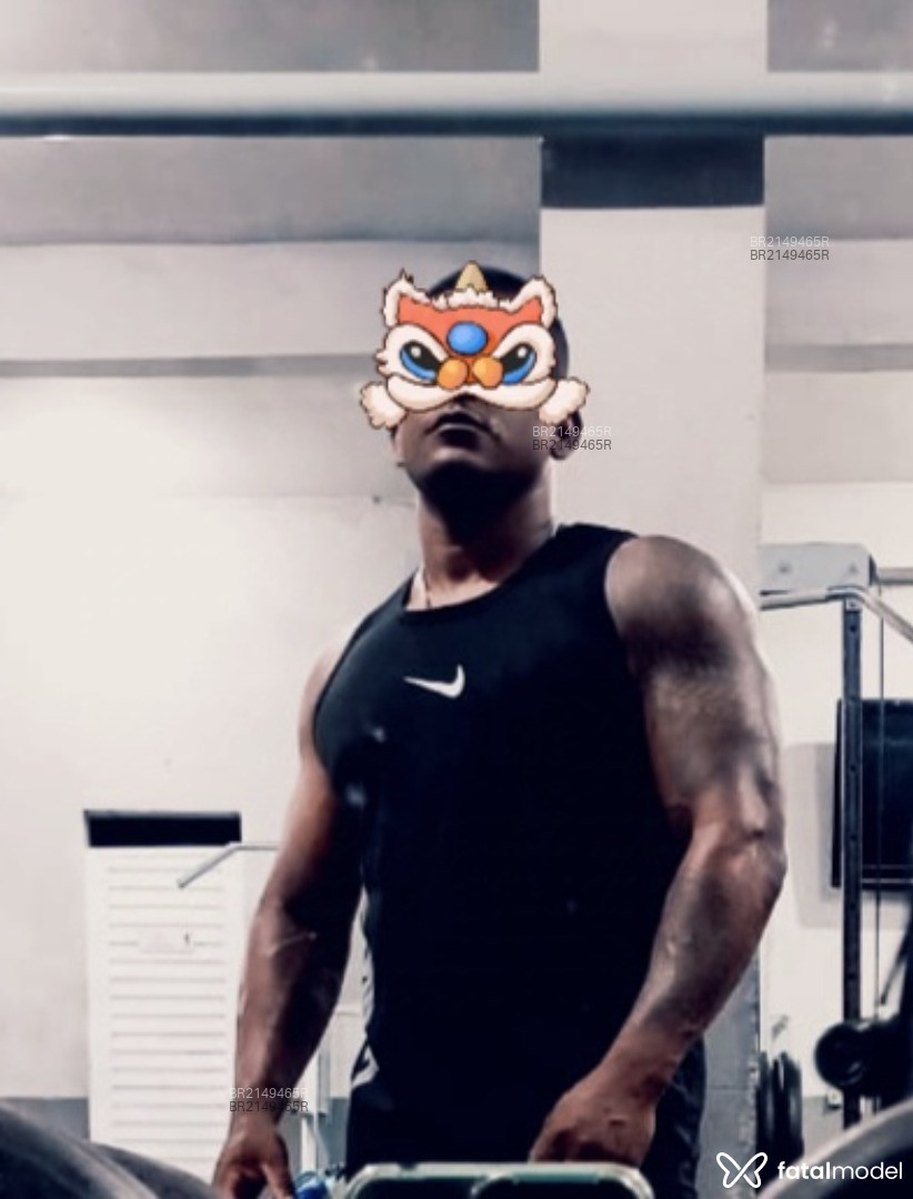 Acompanhante homem morena (o) de olhos pretos - Rhuam Acompanhante homem morena (o) de olhos pretos - Rhuam