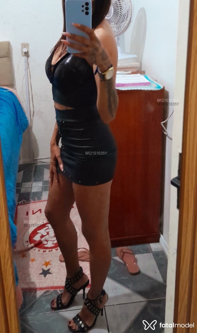 Acompanhante mulher com cabelo castanho de olhos castanhos em Porto Alegre - Vanessa