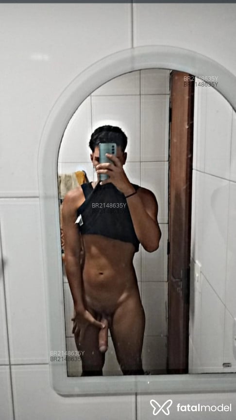 Acompanhante homem com cabelo castanho de olhos castanhos em Rio de Janeiro - Nicolas Oscas