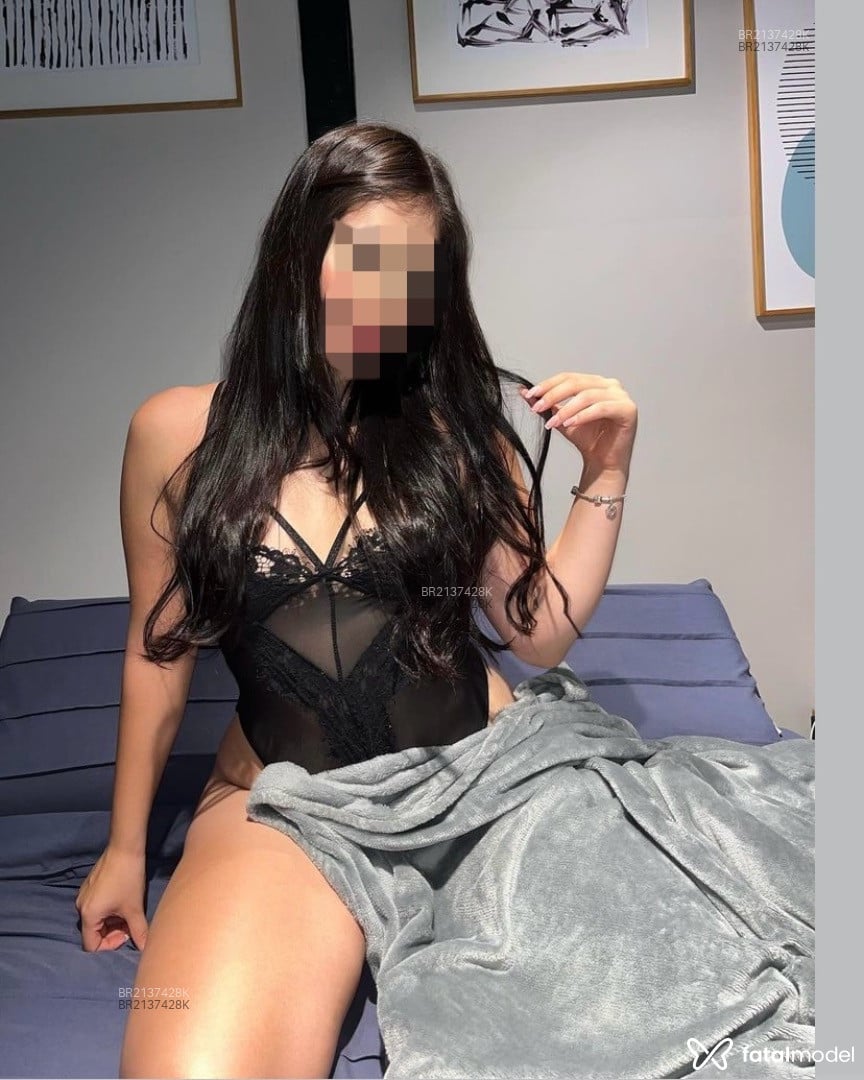 Acompanhante mulher loira (o) de olhos castanhos em Vitória da Conquista - Ananda