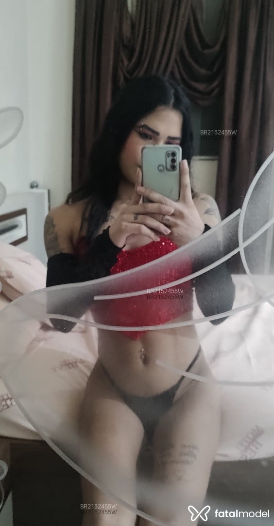 Acompanhante mulher trans morena (o) de olhos pretos - Stefany Bertolucci Acompanhante mulher trans morena (o) de olhos pretos - Stefany Bertolucci