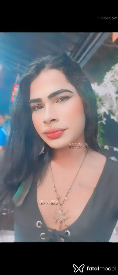 Acompanhante mulher trans morena (o) de olhos pretos - Stefany Bertolucci Acompanhante mulher trans morena (o) de olhos pretos - Stefany Bertolucci