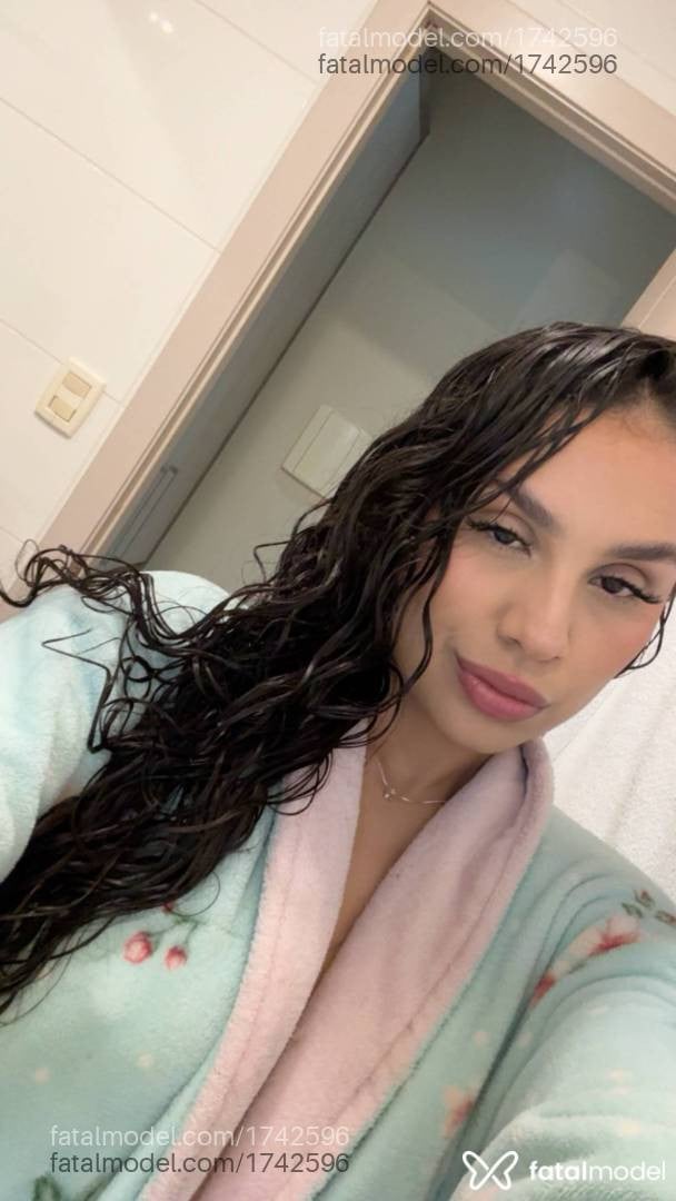 Acompanhante mulher morena (o) de olhos castanhos em Blumenau - Mel Porto