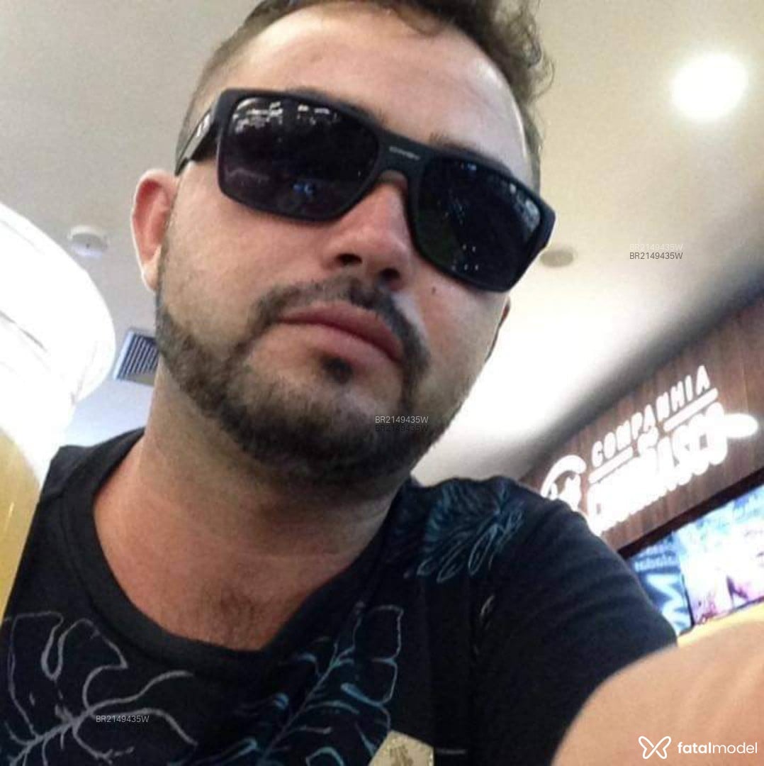 Acompanhante homem com cabelo castanho de olhos verdes em Francisco Beltrão - Jucabla