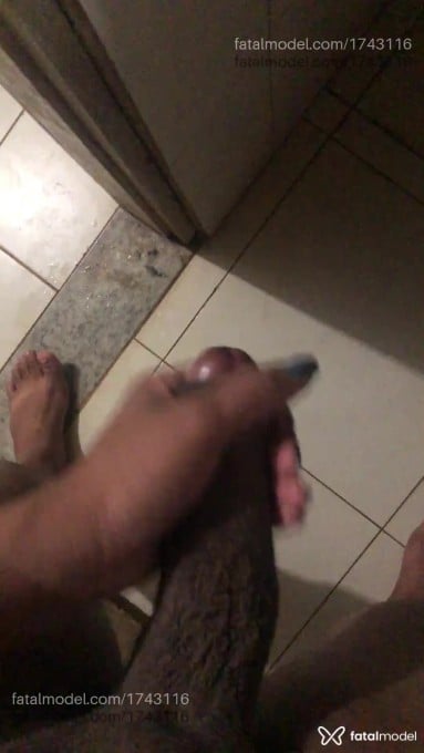 Acompanhante mulher trans com cabelo castanho de olhos castanhos em Palmas - Kallyoliver