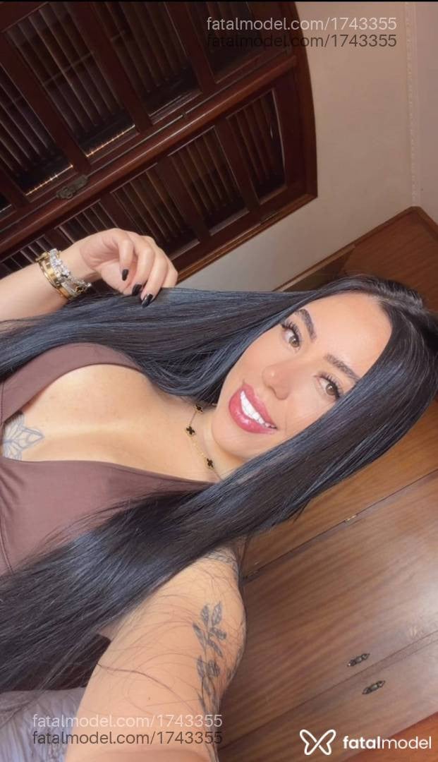 Acompanhante mulher morena (o) de olhos mel - Mariana Cortez