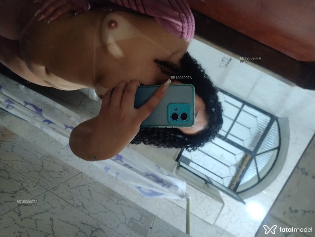 Acompanhante mulher morena (o) de olhos pretos em São Paulo - Jade Martins