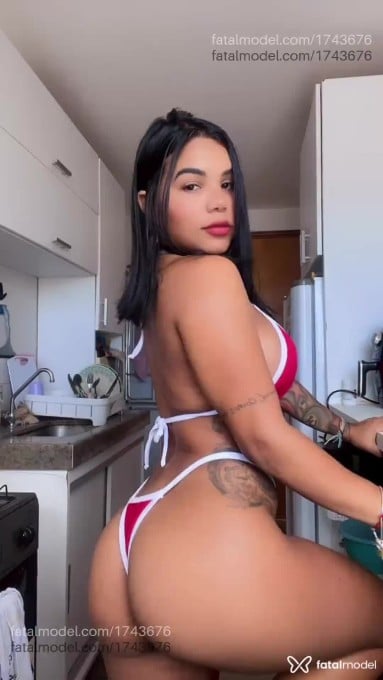 Acompanhante mulher morena (o) de olhos castanhos em Recife Acompanhante mulher morena (o) de olhos castanhos em Recife - Natália Menezes