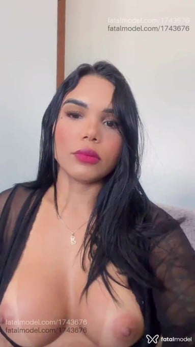 Acompanhante mulher morena (o) de olhos castanhos em Recife Acompanhante mulher morena (o) de olhos castanhos em Recife - Natália Menezes