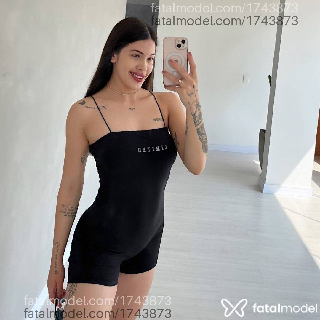 Acompanhante mulher morena (o) de olhos castanhos em Curitiba - Maitê Tavares