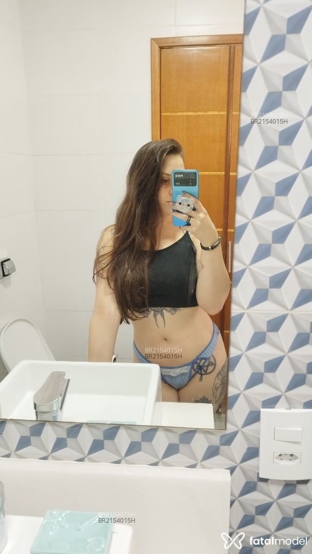 Acompanhante mulher morena (o) de olhos castanhos em Virtual Acompanhante mulher morena (o) de olhos castanhos em Virtual - Diane Mimieux