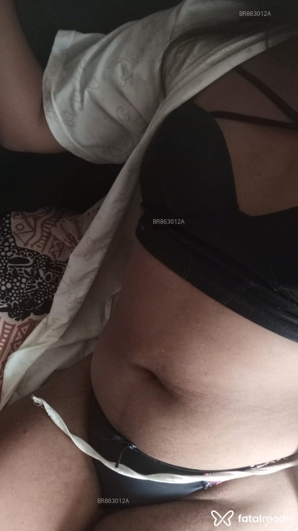 Acompanhante travesti com cabelo castanho de olhos castanhos em Cachoeira Paulista - Melyna