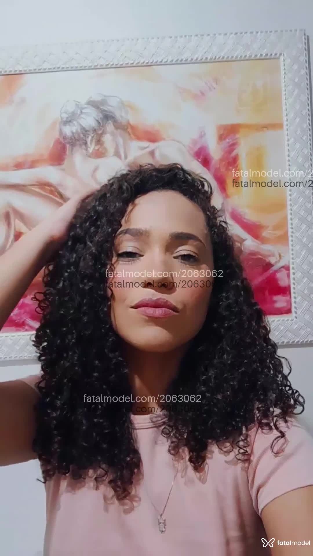 Acompanhante mulher com cabelo castanho de olhos castanhos em Brasília - Melissa