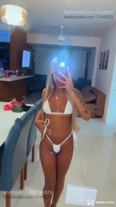 Acompanhante mulher loira (o) de olhos castanhos em São Mateus - Rafaella Souza