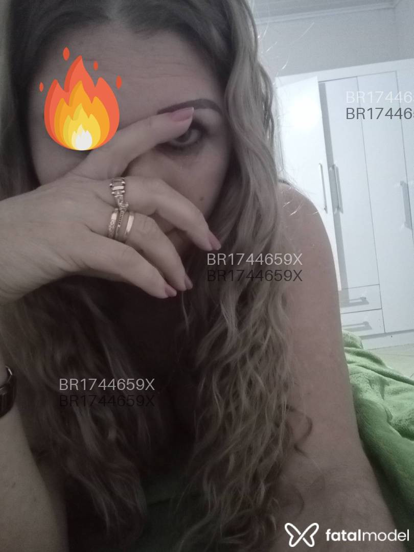 Acompanhante mulher loira (o) de olhos azuis em Medianeira Acompanhante mulher loira (o) de olhos azuis em Medianeira - Bianca
