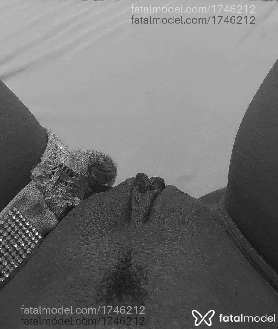 Acompanhante mulher morena (o) de olhos castanhos - Damamendes