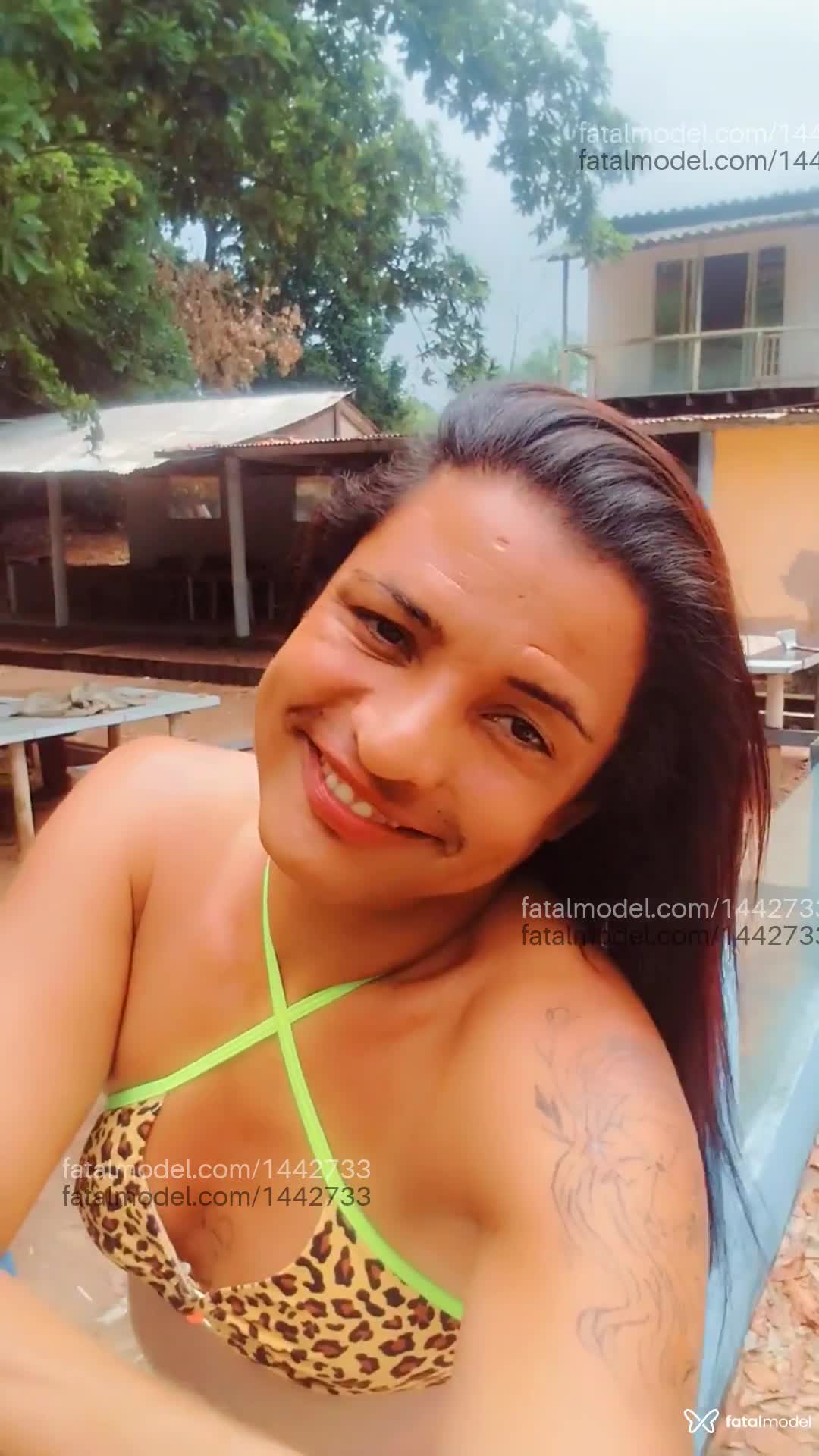 Acompanhante homem trans morena (o) de olhos castanhos em Presidente Venceslau - Raquel
