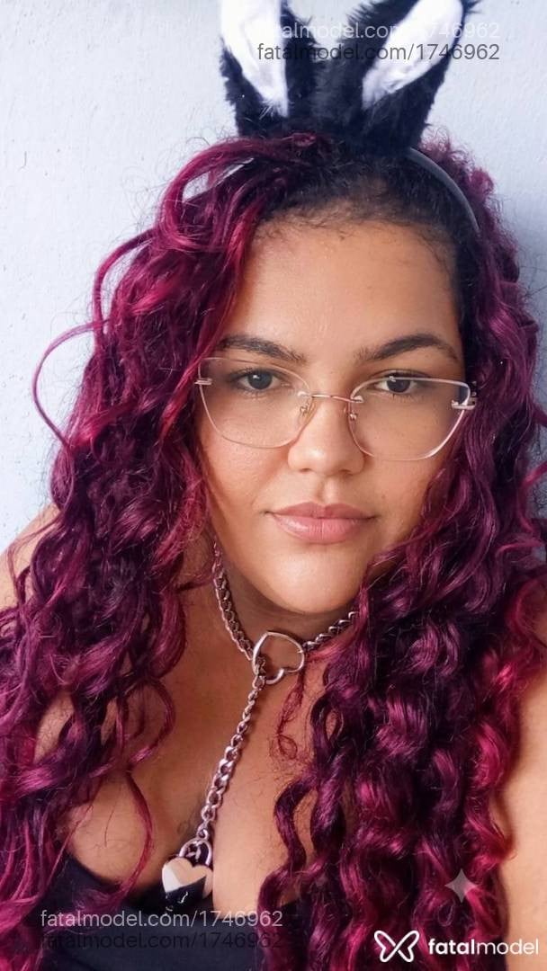 Acompanhante mulher morena (o) de olhos pretos - Sheylla