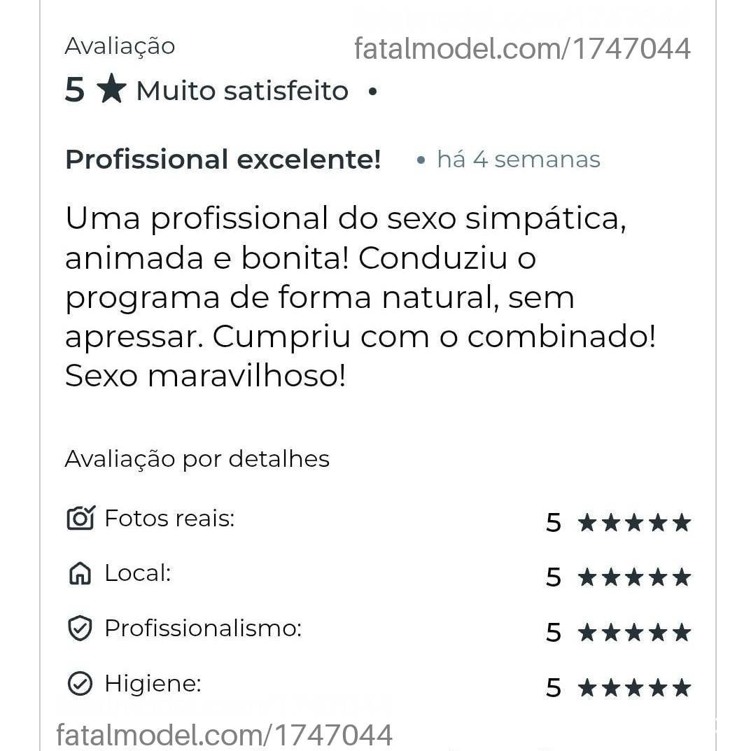 Acompanhante mulher com cabelo castanho de olhos pretos - Alice Leal