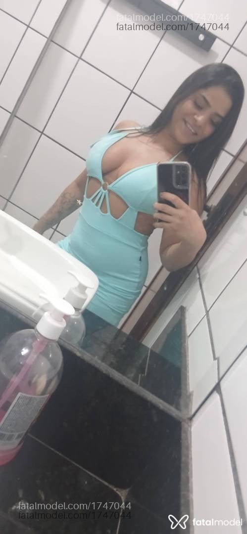 Acompanhante mulher com cabelo castanho de olhos pretos em Uberlândia - Alice Leal