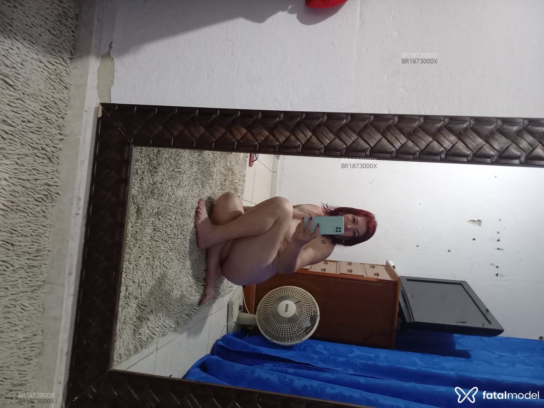 Acompanhante mulher ruiva (o) de olhos castanhos - Bruninha Acompanhante mulher ruiva (o) de olhos castanhos - Bruninha