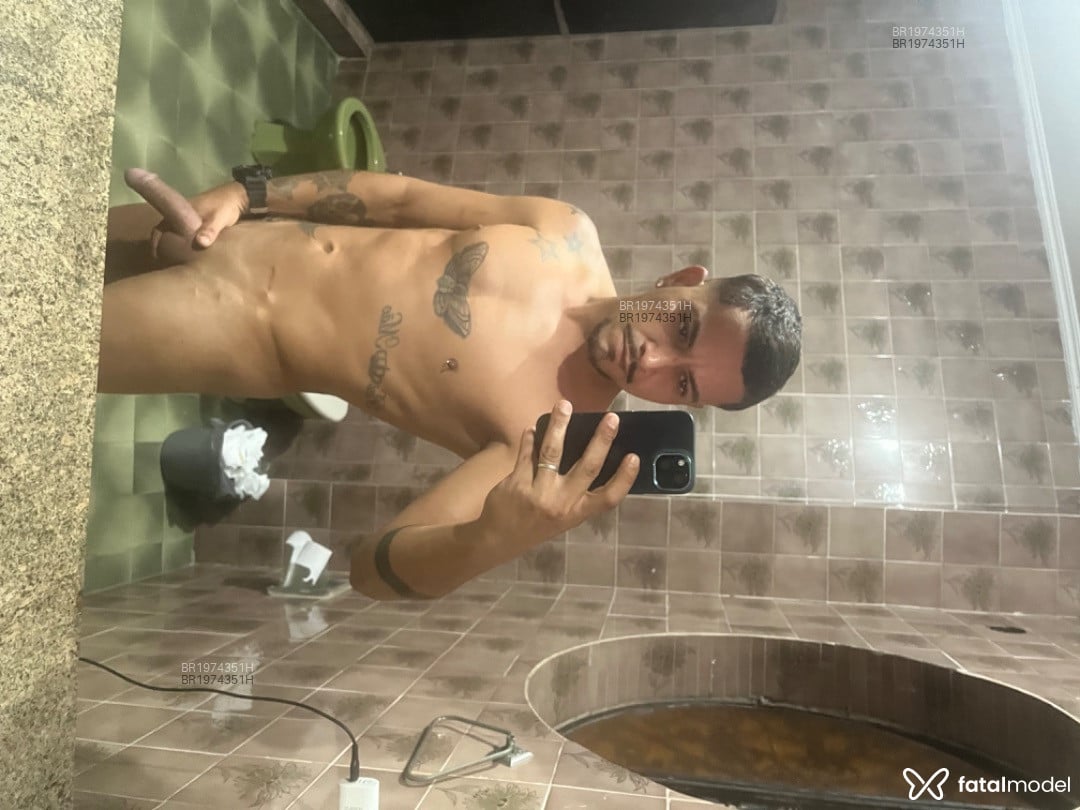 Acompanhante homem com cabelo castanho de olhos castanhos em Rio de Janeiro - Danillo Dias